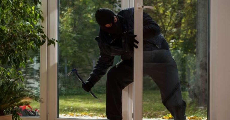 ‘Burglary Tourism’ Teams Striking Wealthy Homes in California ‘Burglary Tourism’ Teams Striking Wealthy Homes in California