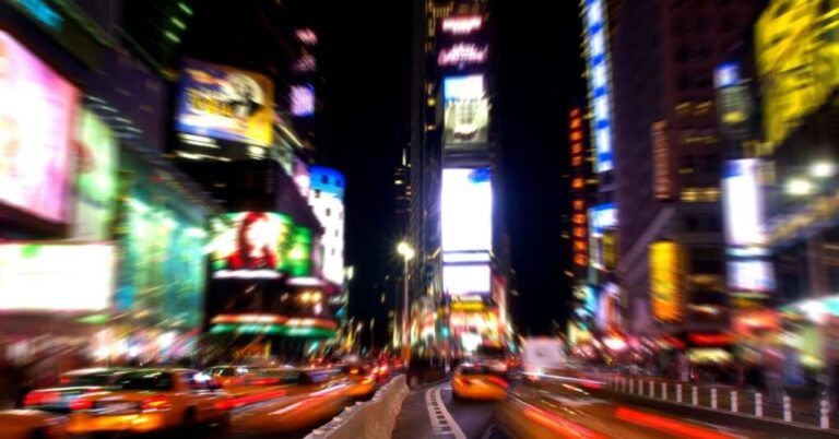 Driver Tries to Kill Rabbi and Students in New York Driver Tries to Kill Rabbi and Students in New York